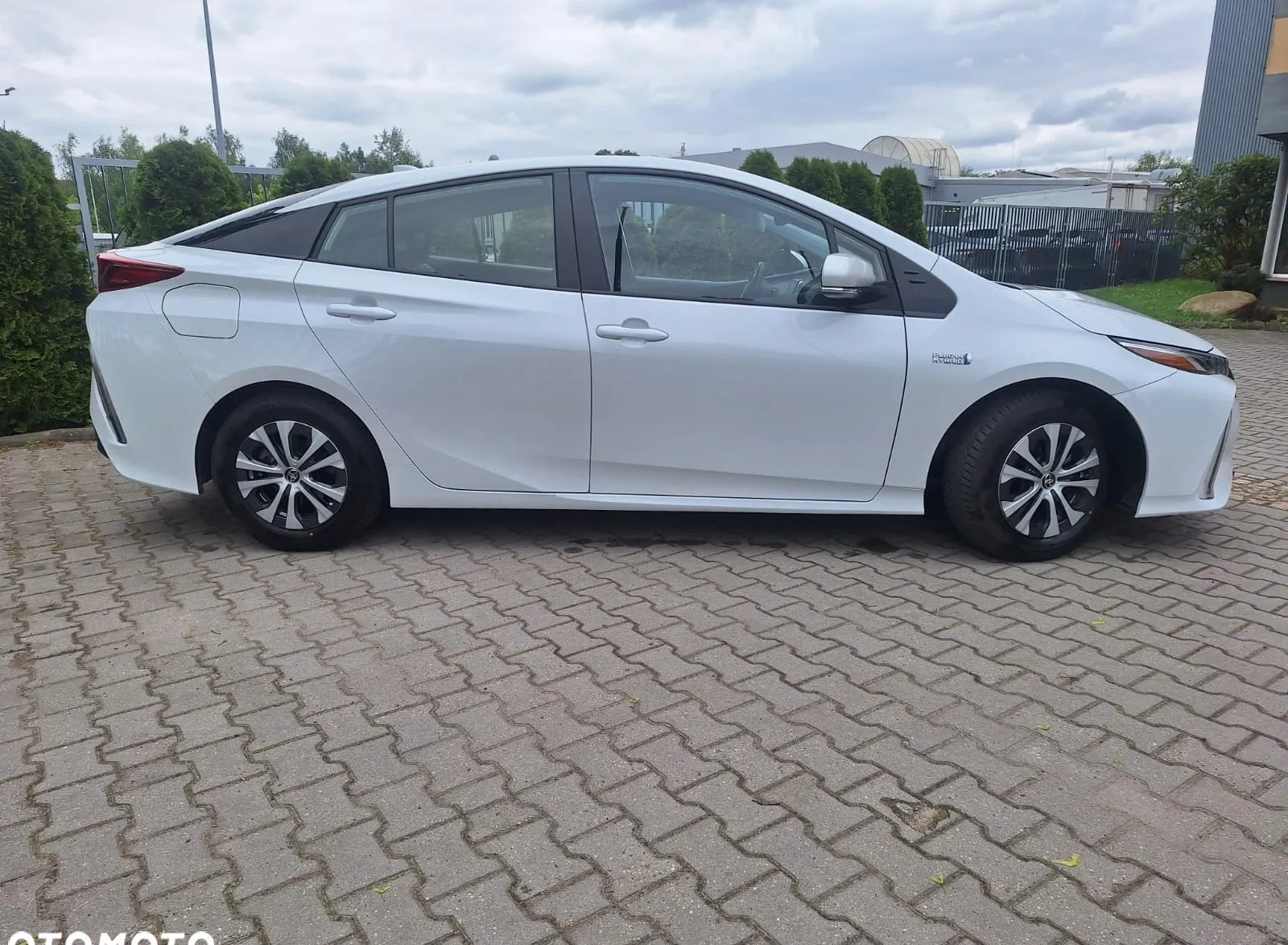 Toyota Prius cena 122900 przebieg: 14156, rok produkcji 2022 z Wrocław małe 137